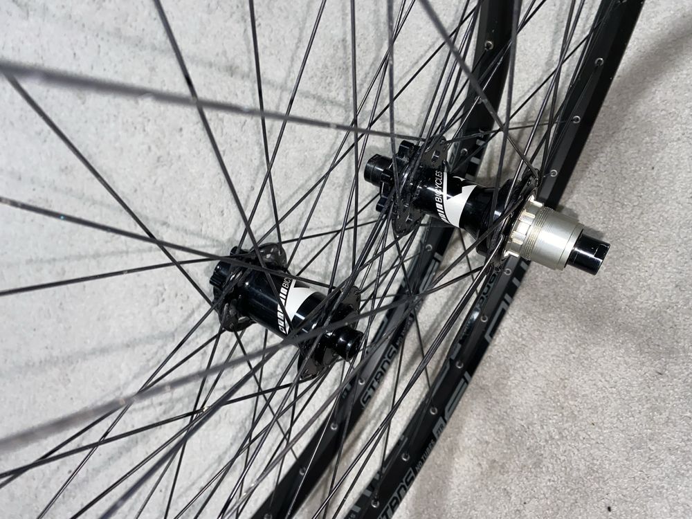 Колеса 29 ендуро propain stans flow ztr schwalbe boost