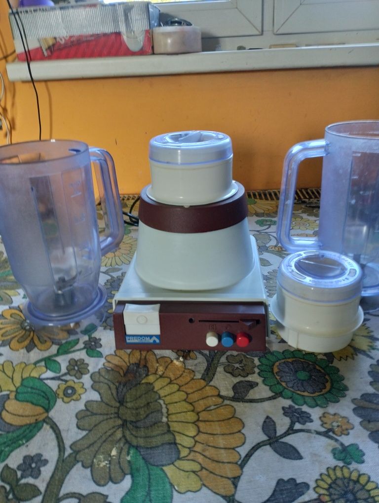 Robot Kuchenny Predom PRL - Blender, Mikser, Młynek - Kompletny Zestaw