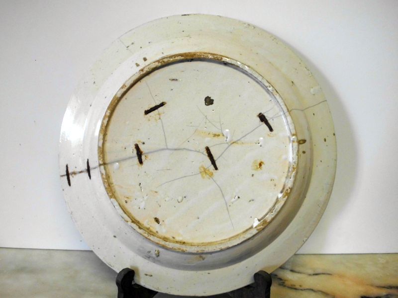 antigo prato em faiança portuguesa