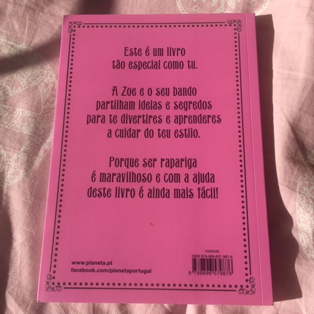 livro O Grande Livro das Raparigas de Ana Garcia-Siñeriz