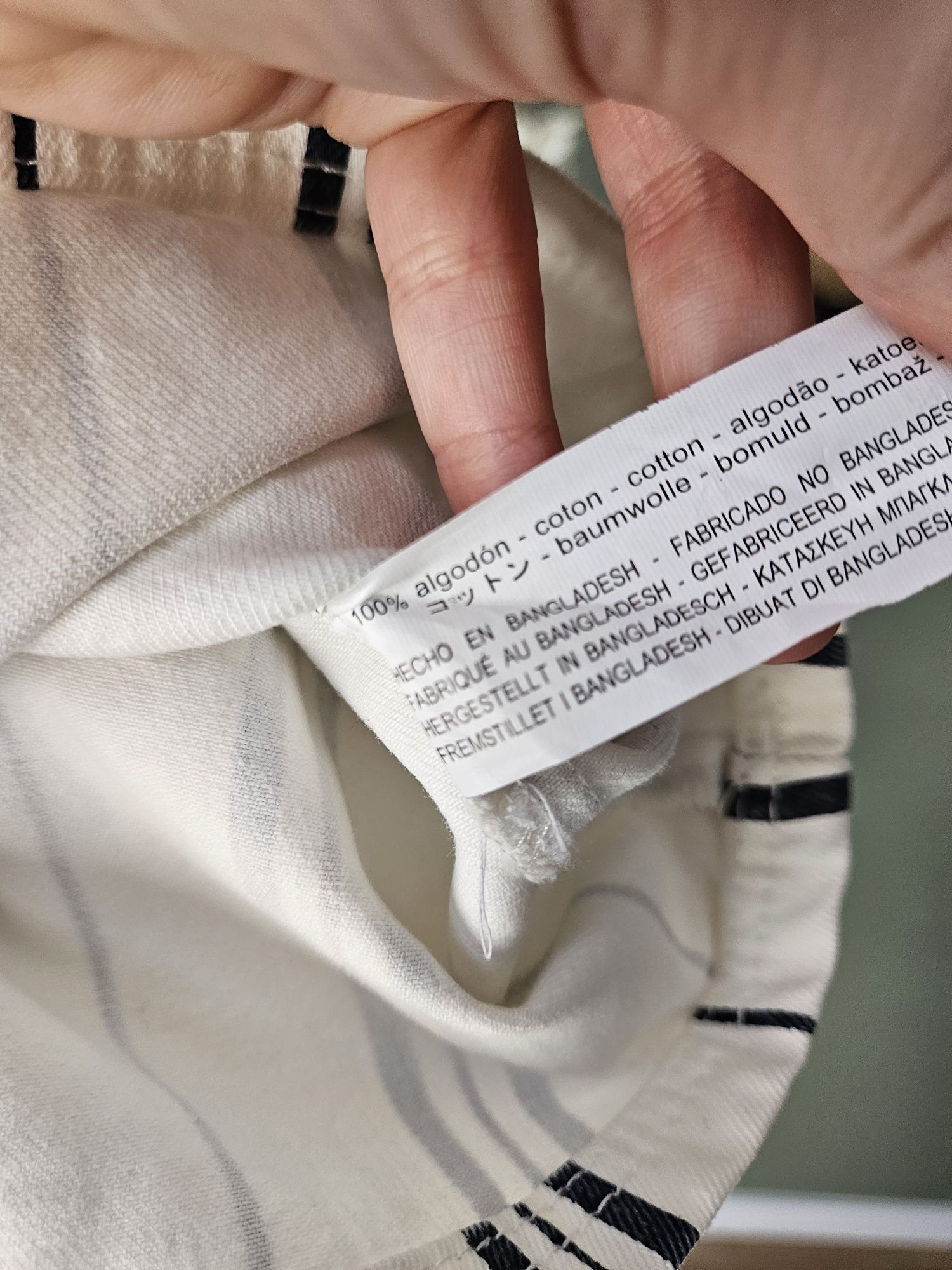 Sukienka krotka damska ogrodniczka Stradivarius  na szelkach – klas