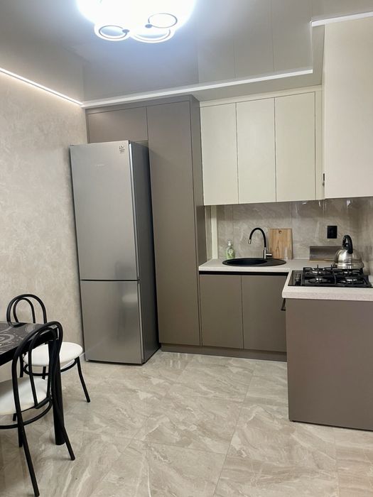 Оренда 2 км квартири, вул. Київська