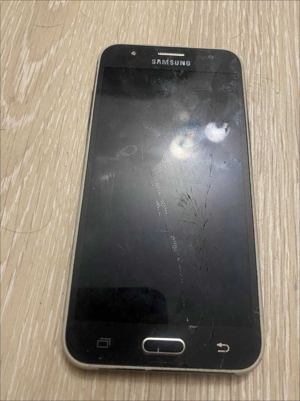 Телефон Samsung Galaxy J5 SM-J500H