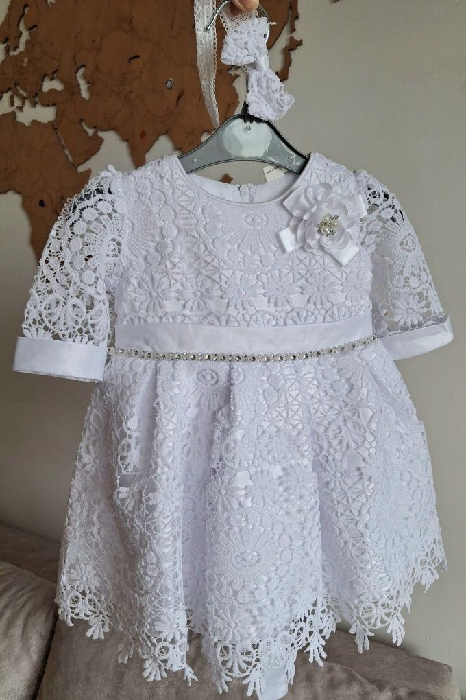 Nieużywana, elegancka sukienka na chrzest rozmiar 74 / 80 nowa