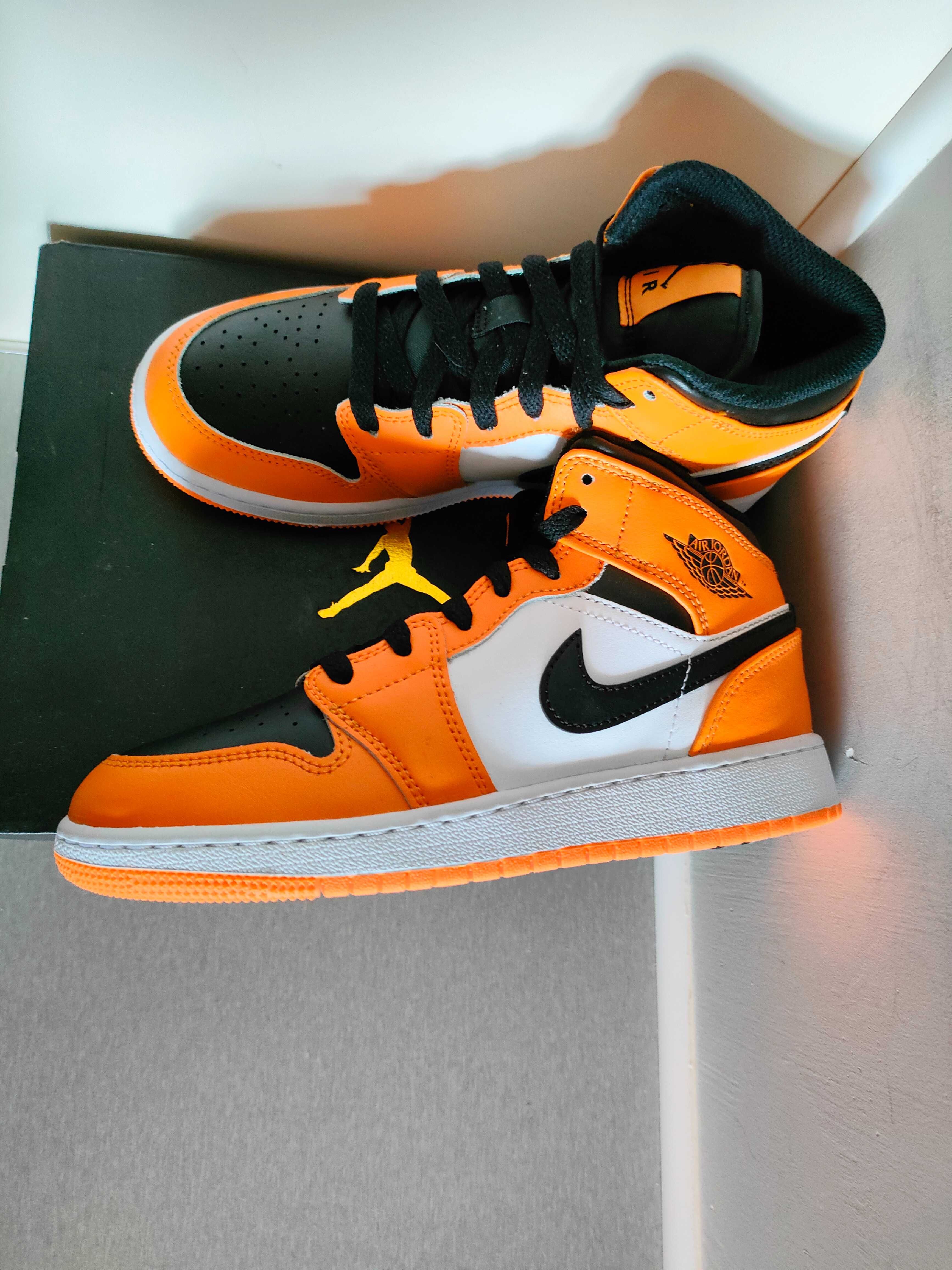 Buty nike air jordan 1 mid taxi 36