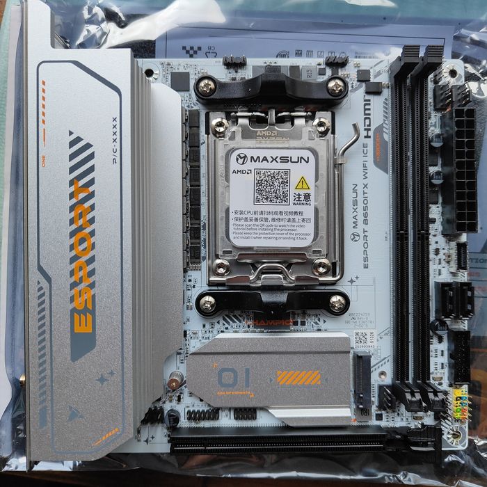 Ryzen 5 7500F/біла Maxsun B650ITX WiFi ICE/32 Gb DDR5-6000/башня ARGB