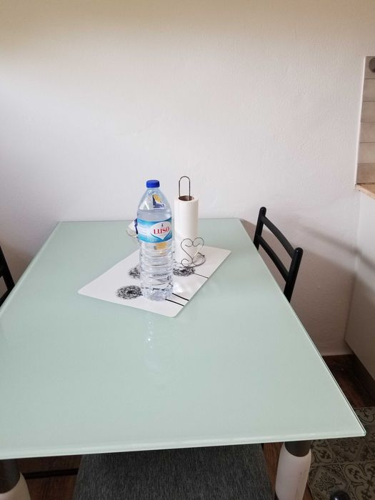 Arrenda T2 , zona central