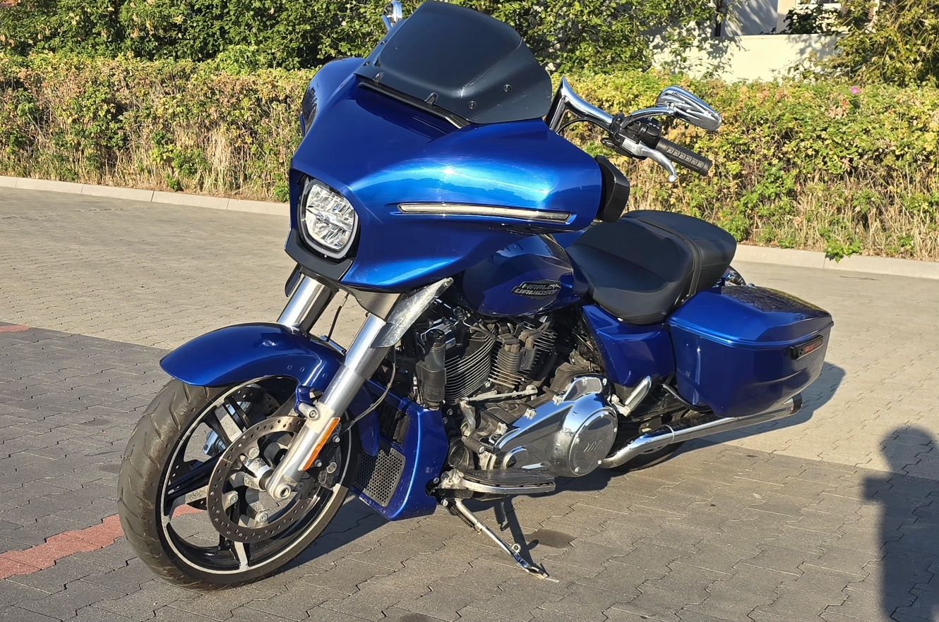 Harley Davidson  Street Glide  2024