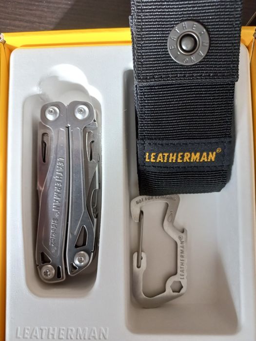 Multitool Leatherman Sidekick z kaburą 831439 