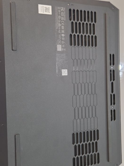 Lenovo loq-ryzen 7/rtx 4050/24 ram/1tb disco