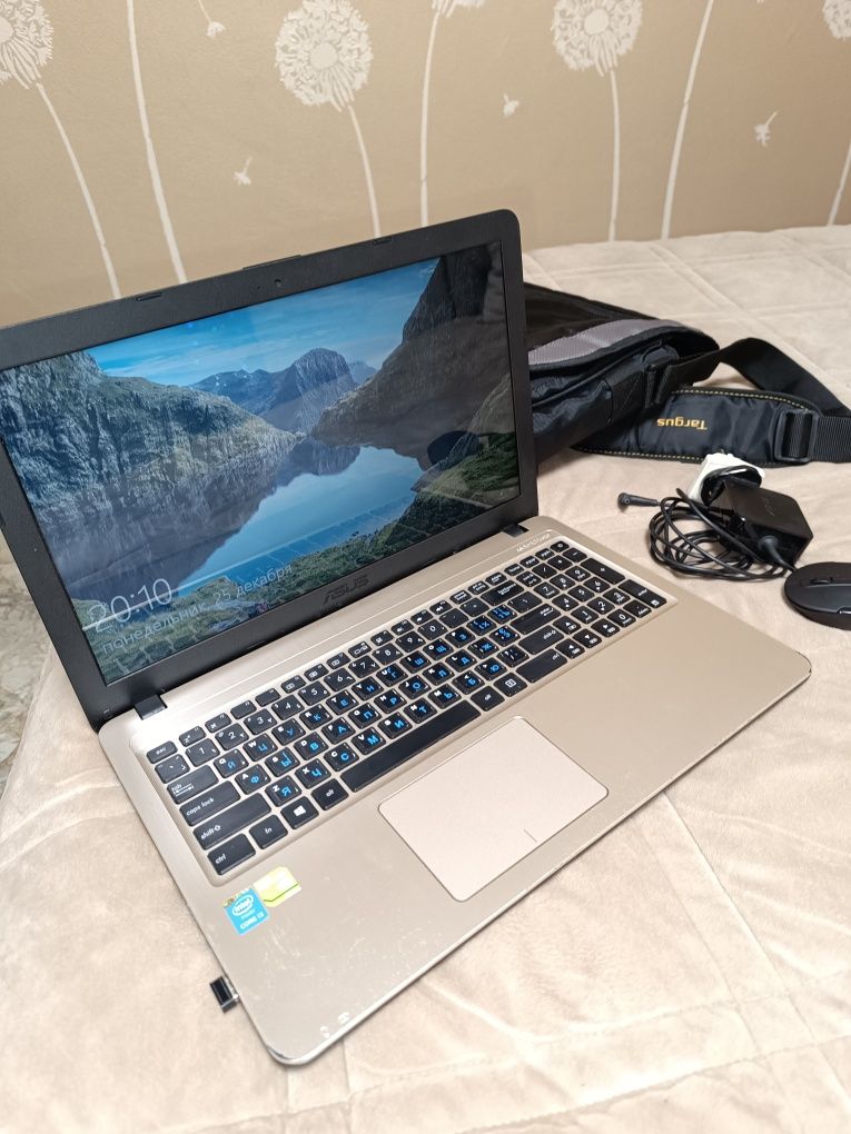 Ноутбук Asus X540L