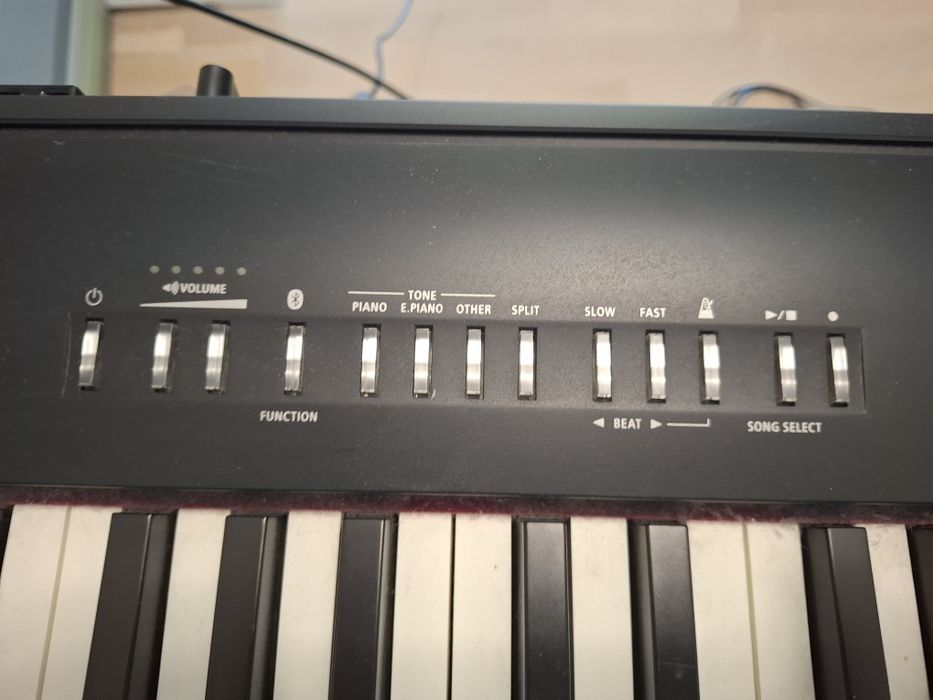 Pianino Roland FP-30