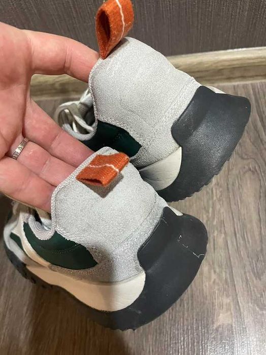 Чоловічі кросівки Zara