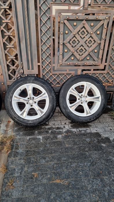 Комплект зимней Bridgestone и диски Eta Beta  235/60 R18 разболтовка 5