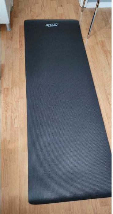 MATA GIMNASTYCZNA do ćwiczeń jogi pilatesu