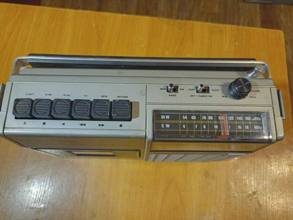 Магнитола "SEG RR 707"