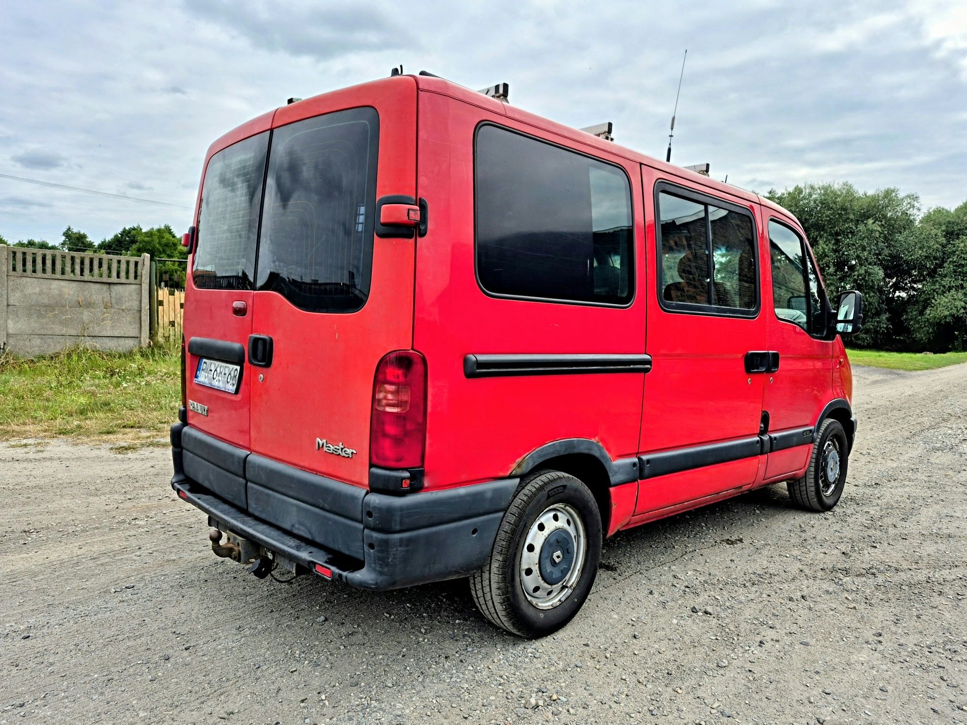 Renault Master Osobowy 9 Osób. 2.5TurboD. Oszklony. Nowy Rozrząd. HAK