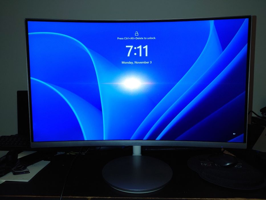 Monitor Samsung Curvo C27F591FDU