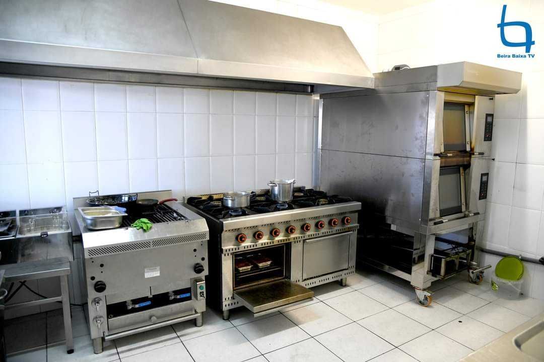 Forno assar leitões Ramalhos