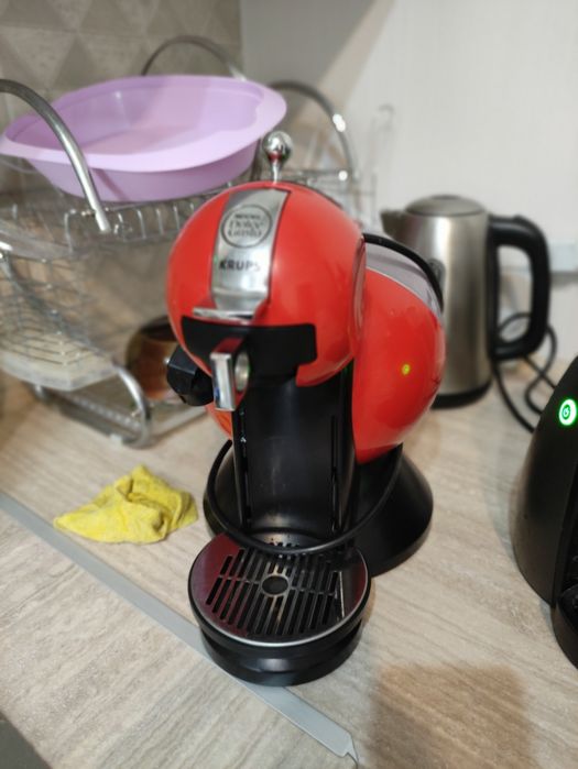 Кавомашина Dolce Gucto