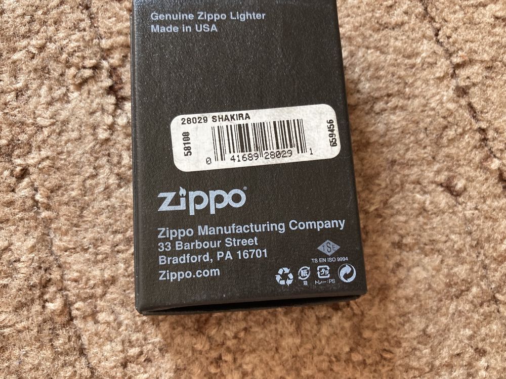 Оригинал, Зажигалка Zippo 28029 Shakira Street Chrome