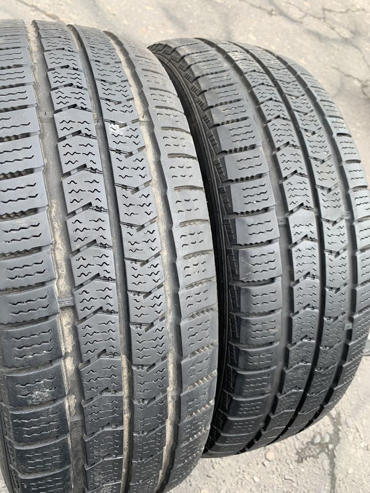 Шини 205/70 R15C Nexen 6,8мм 205 70 15С