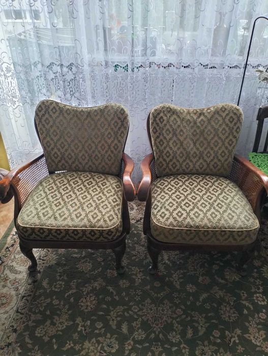 Dwa fotele w stylu ludwikowskim/chippendale