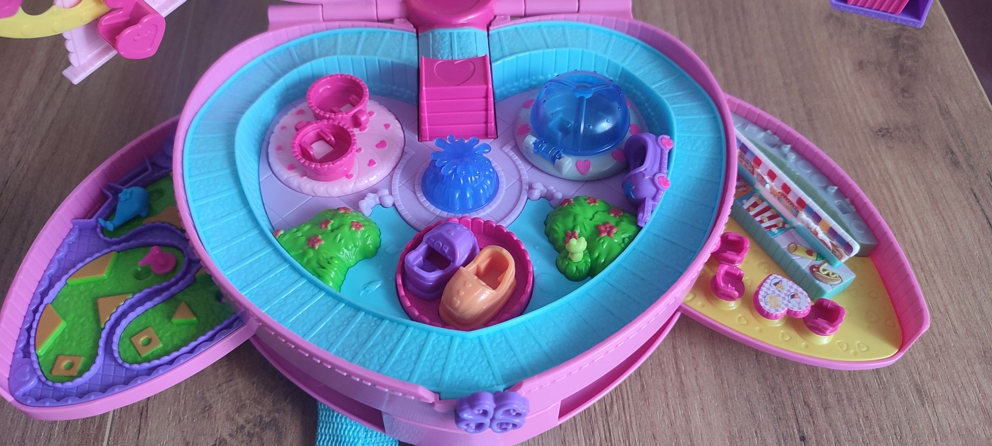 Polly pocket park rozrywki plecak