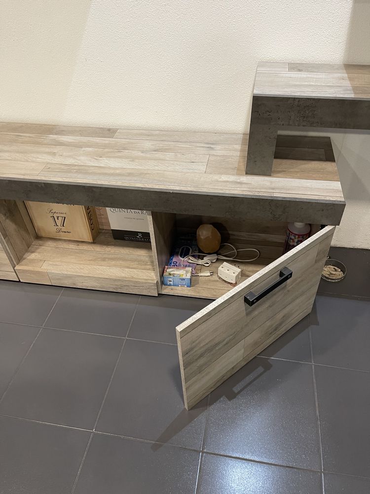 Móveis de sala ou outro local como novos
