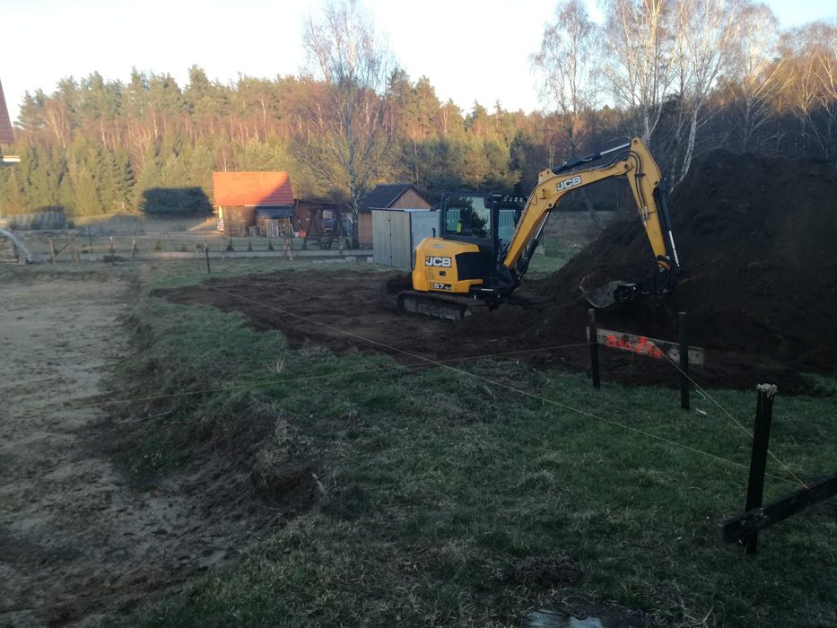 Usługi koparką 2,5t, 5,5t, 22t