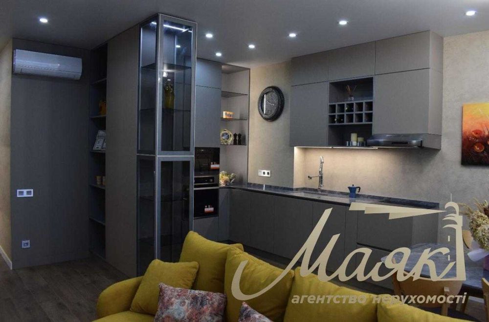 Продаж 2к. квартири 70м в ЖК Новопечерська Вежа, вул Бойчука, Печерськ