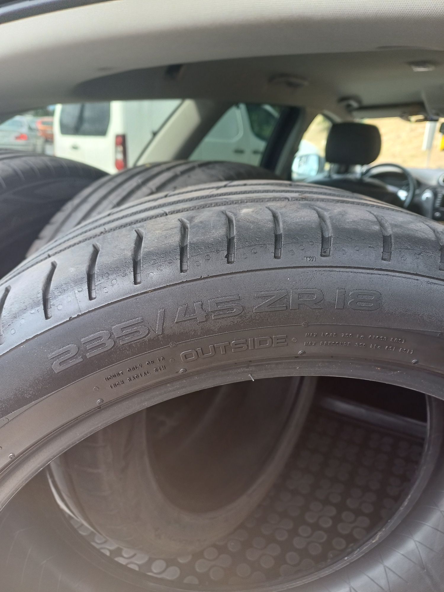 Opony letnie Nokian 18 cali