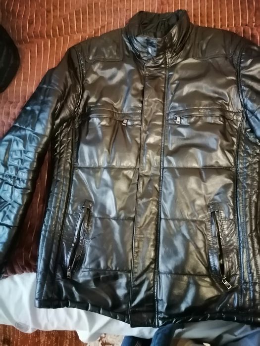 Продам чоловічу кожану куртку xl