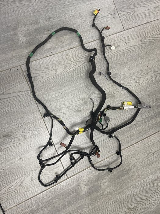 Провода сидіння tesla model 3/Y 2020