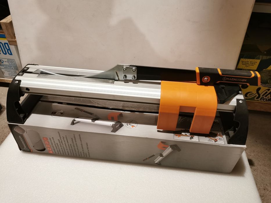Gilotyna do paneli 210mm Magnusson