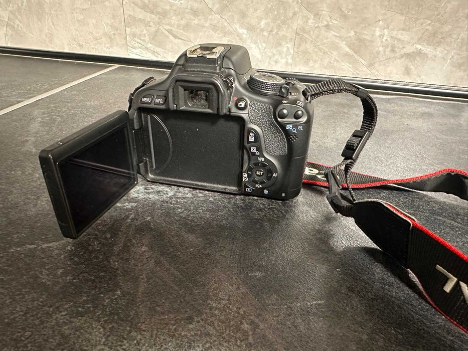 Фотоапарат продам