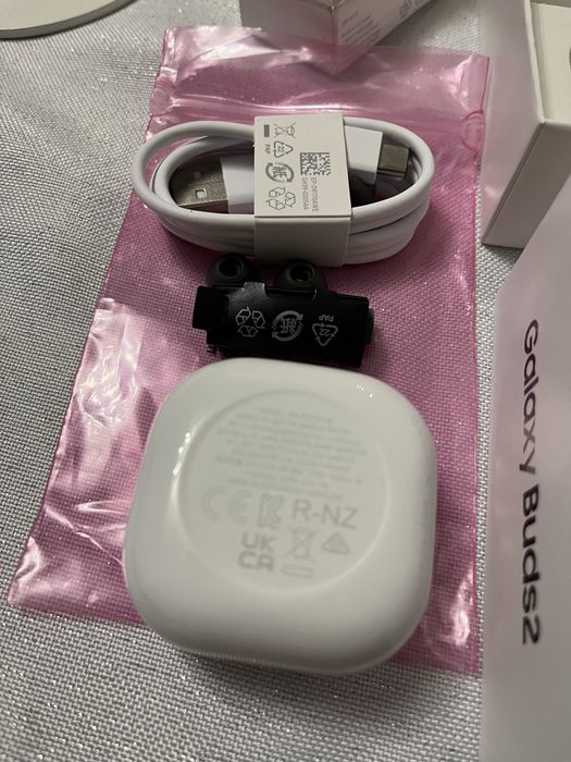 Samsung galaxy Buds2