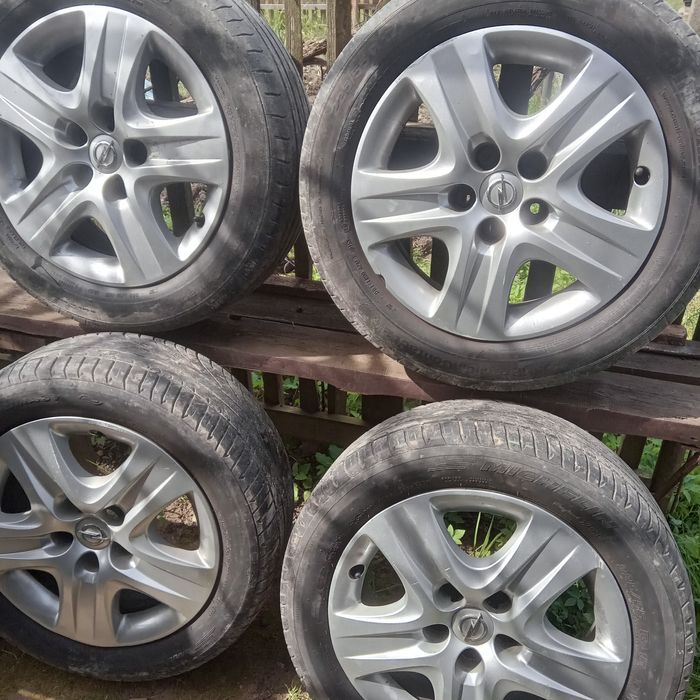 Продам колеса R17 5/120