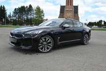 Kia Stinger Kia Stinger 2.0 T-GDI GT Line stan idealny, ASO, POLSKI salon, GW