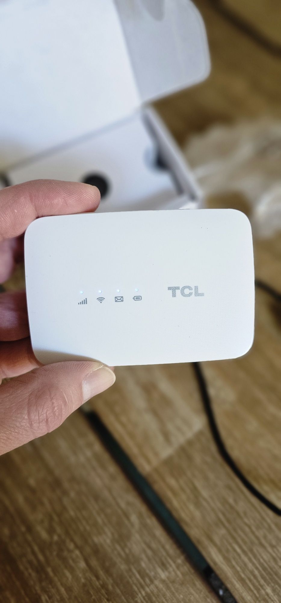 TCL Router link zone - MW45V2 cor branca na garantia