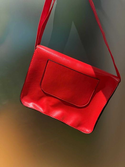 Czerwona torebka na ramię, listonoszka, ekoskóra, nowa