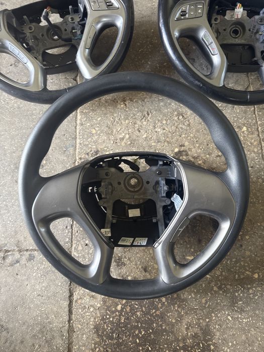 Кермо Руль Hyundai IX35 Хюндай ІХ Авторозборка