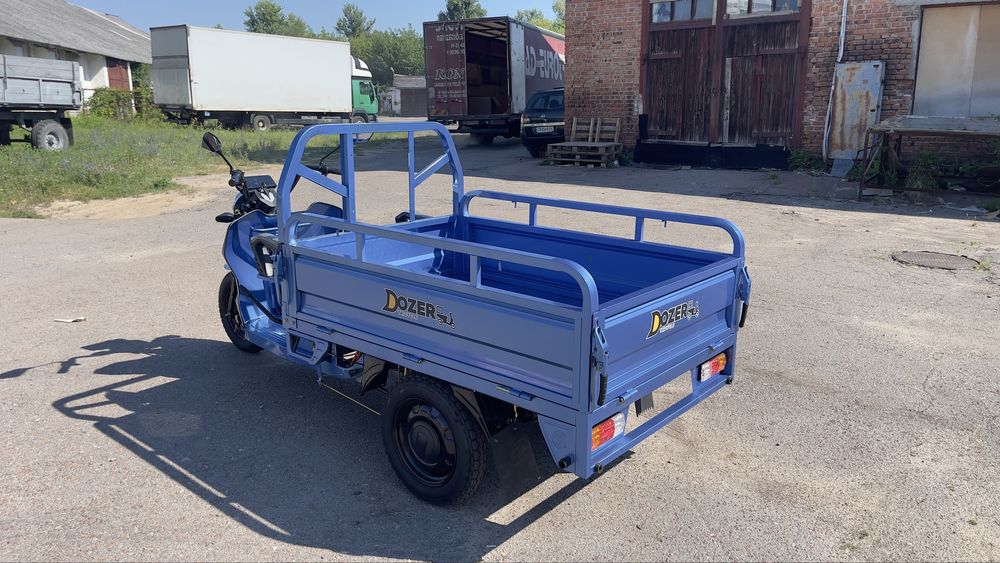 Трицикл на акумуляторі 1200w З ДОСТАВКОЮ