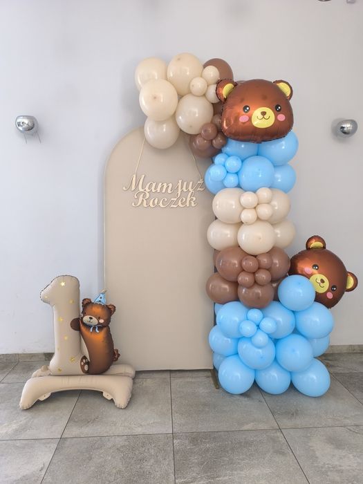 Ścianka balonowa chrzest święty roczek