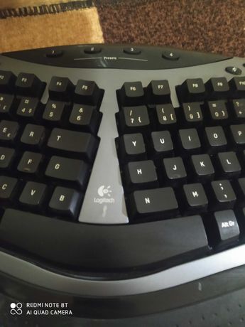 Безпроводна клавіатура