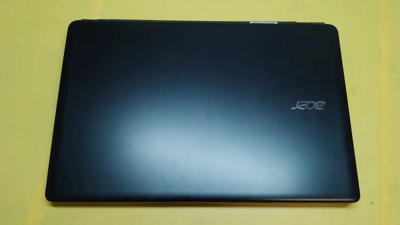 4х ядерний  Acer Aspire ES1-510 [Pentium N3520,256SSD,8Gb, новий акб]