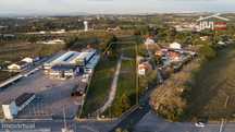 Terreno Misto Com Area De 8000 M2 Zona Industrial Em Vale De Santarem