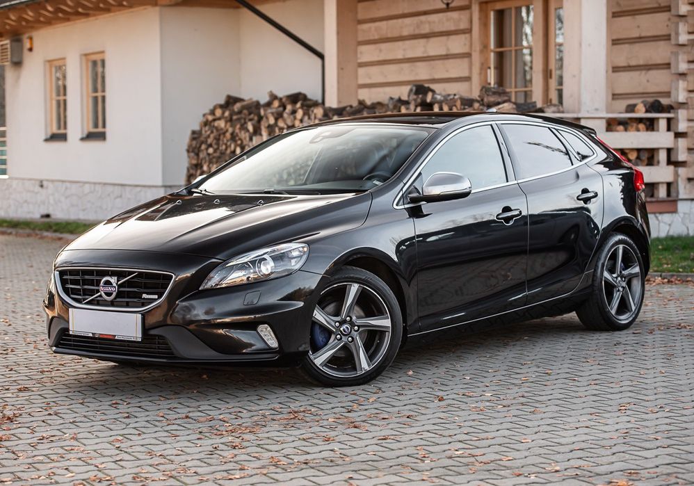 Volvo~V40~1.6D~R-Design~Xenon~Ledy~Navi~Pół-Skóry~Kamera- Parktronik~