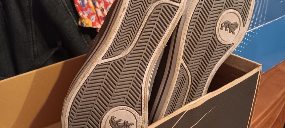 sapatilhas, Tênis bota . Lotto, lonsdale