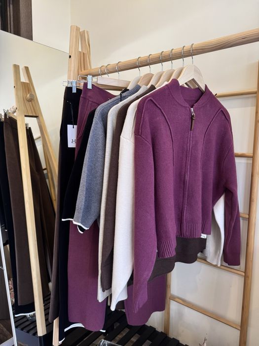 Трикотажні костюми з Італії